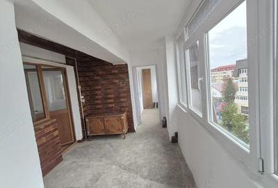 Vanzare apartament 3 camere, Bd. Ecaterina Teodoroiu - zona Casei de Cultura - 4