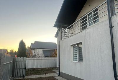 Casă cu 4 camere cu Teren 371 Mp în Hemeiuș