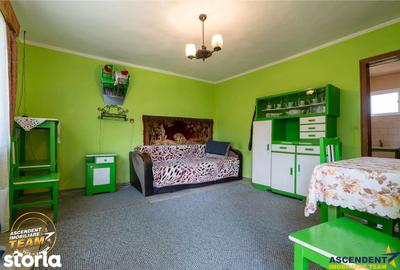 Casă cu 4 camere cu Teren 1149 Mp în Poian - 17