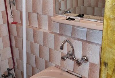 Garsonieră decomandată în Țiglina 1 - 8