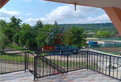 Casă cu 9 camere cu Teren 761 Mp în Popricani - 14