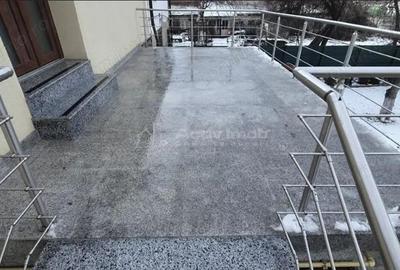 Casa - 2 apartamente - Rasnov - 7