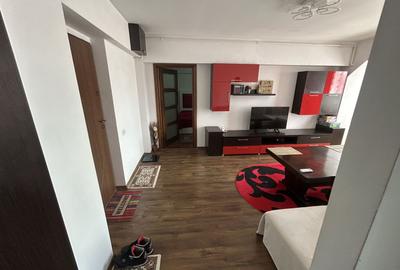 Apartament cu 3 camere semidecomandat în Tomis II - 8