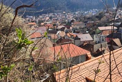 CASA CU TEREN IN Cartierul Schei - 6