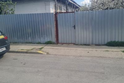 Casă cu 3 camere în CFR - 1