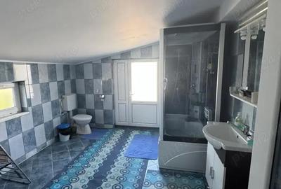 Casă cu 3 camere cu Garaj în Cișmele - 1