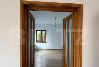 Apartament cu 3 camere, 87 mp, in vila, Cantacuzino - 3