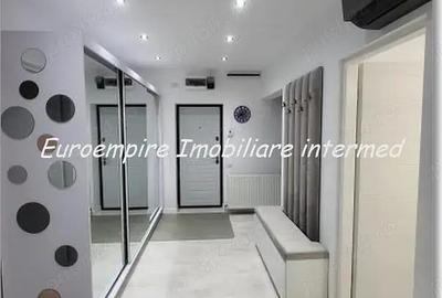 Apartament 2 camere de vanzare zona Casa de Cultura Constanta