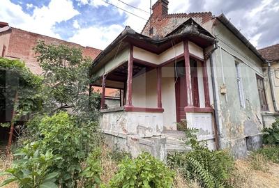 Casa de vanzare, cu 4 camere, demisol 122 mp, zona ultracentrala - 7