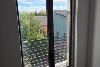 Apartament cu 3 camere decomandat în Drumul Găzarului - 1