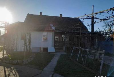 Casă cu 6 camere în Central - 2