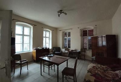 Casă cu 2 camere cu Teren 600 Mp în Tohanu Vechi - 8