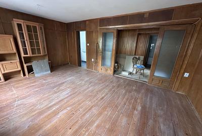 Apartament cu 3 camere semidecomandat în Soarelui - 2