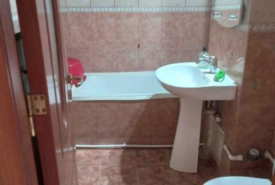 Apartament cu 3 camere decomandat în Sud - 2