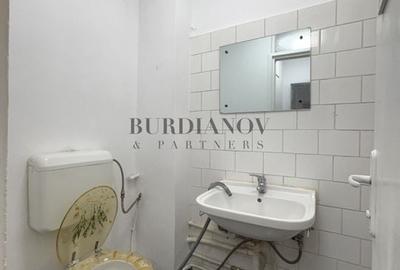 Apartament cu 3 camere de vânzare Bd. Basarabia / Metrou Titan - 16