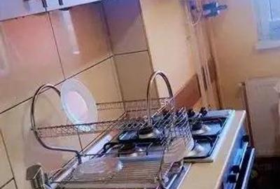 Apartament cu 2 camere nedecomandat în Semicentral