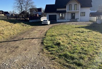 Casă cu 5 camere cu Teren 1630 Mp în Straja - 4