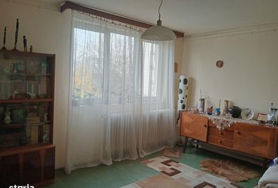 Apartament cu 3 camere decomandat în Drumul Taberei - 8