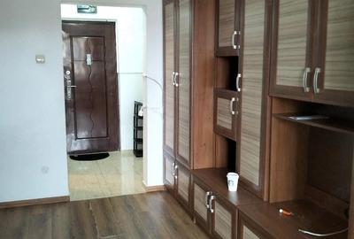 Garsonieră semidecomandată în Tractorul - 6