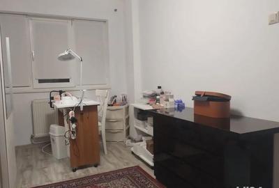 Apartament cu 4 camere semidecomandat în Gojdu - 13
