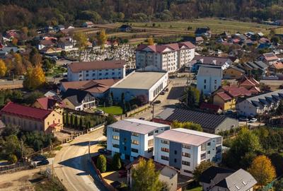 De inchiriat apartament - 3 camere 105mp/  2 parcari- langa Profi Scheia - 20