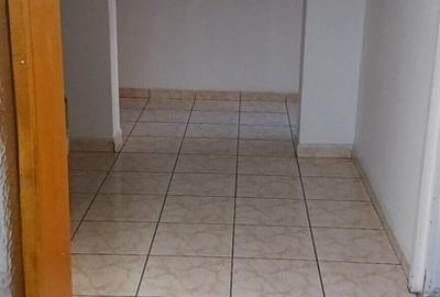 Apartament cu 3 camere decomandat în Titan - 3