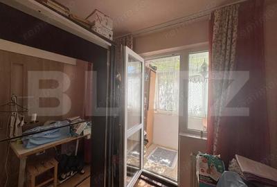 Apartament cu 3 camere semidecomandat, mobilat în Micro 11 - 2