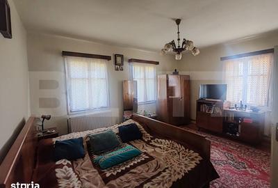 Casă cu 3 camere cu Teren 6830 Mp în Central - 12