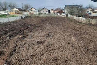 Teren intravilan de vânzare – 4100 mp, Caracal (Olt), utilități și gard de cimen - 3