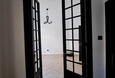 Birou, de 96 mp, în Capitale - 2