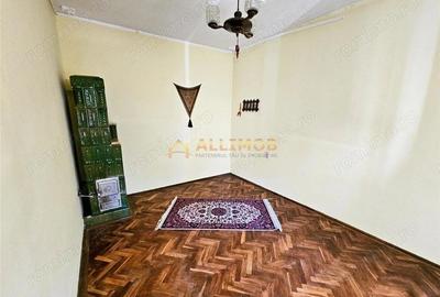 Casă cu 4 camere cu Teren 274 Mp în Central - 9