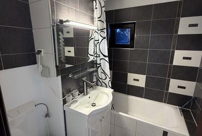 Apartament cu 3 camere semidecomandat în Calea București - 6