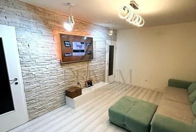 SOARELUI - ETAJ 2 - RENOVAT - 3 CAMERE - 2 BAI - CENTRALA PROPRIE - DECOMANDAT - 3