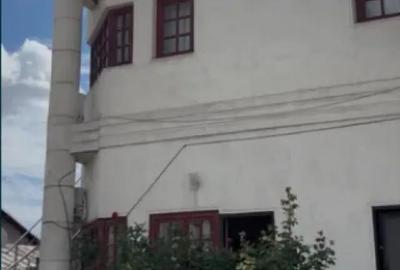 Casă cu 8 camere cu Teren 1476 Mp în Central - 6