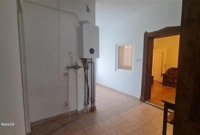 CASA 3 CAMERE IN PARNEAVA - 8