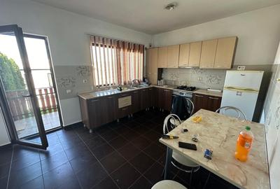 Casă individuală cu 4 camere cu Canalizare în Florești - 3