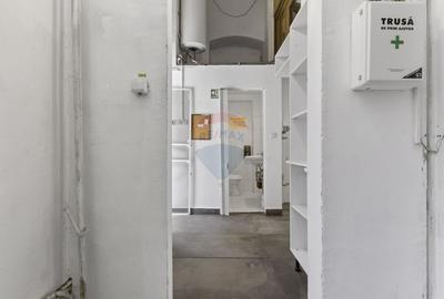 De inchiriat spatiu comercial 89.16 m2 Ultracentral- Bd. Revolutiei - 16