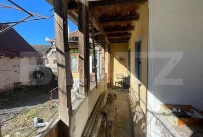 Casă cu 3 camere cu Teren 3200 Mp în Central - 11