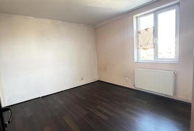 Apartament cu 3 camere semidecomandat în Florești - 9