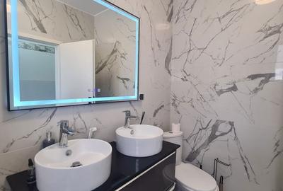 Casă cu 4 camere cu Teren 530 Mp în Balotești