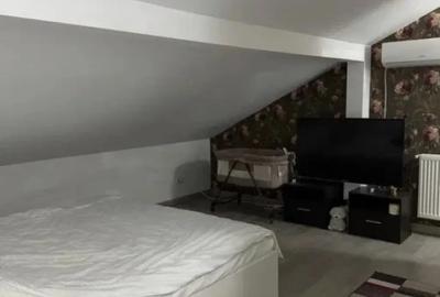 Apartament cu 4 camere decomandat, mobilat în Central - 3