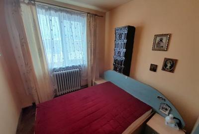 Apartament cu 3 camere decomandat, mobilat în Calea Moldovei - 15