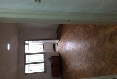 Apartament cu 2 camere decomandat în Micro 4 - 1