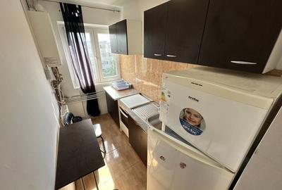 Apartament cu 2 camere semidecomandat, mobilat în Circumvalațiunii - 6