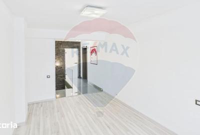Apartament cu 5 camere în Tineretului - 19