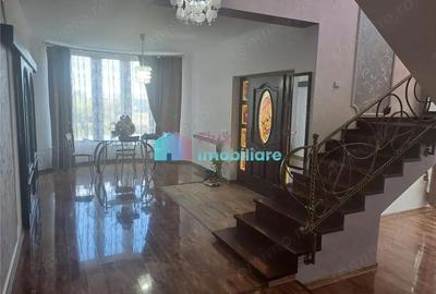 Casă cu Teren 1600 Mp în Moara - 2