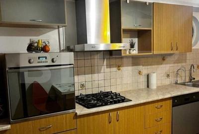 Apartament 3 camere, 75 mp, zona Nicolina - 6