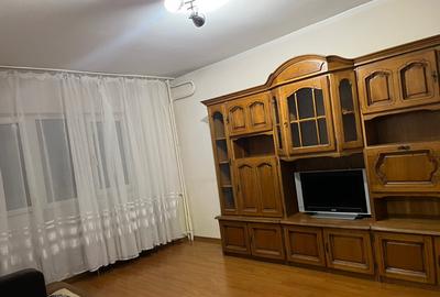 Inchiriez apartament 2 camere 1 Mai - 3