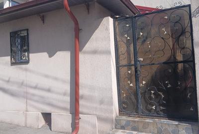 Casă cu 2 camere cu Teren 80 Mp în Trocadero - 11
