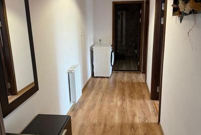 Apartament cu 3 camere decomandat în Central - 1